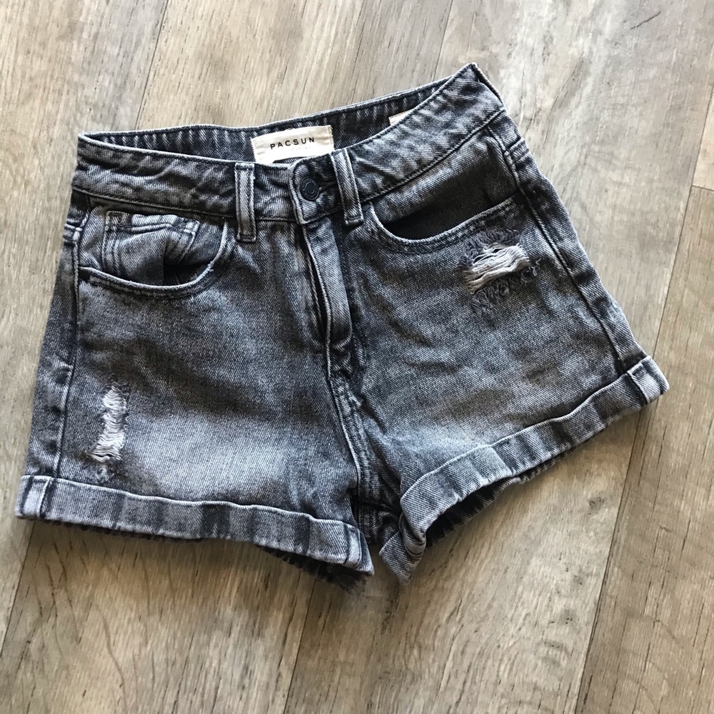 PacSun Distressed Black Mom Shorts